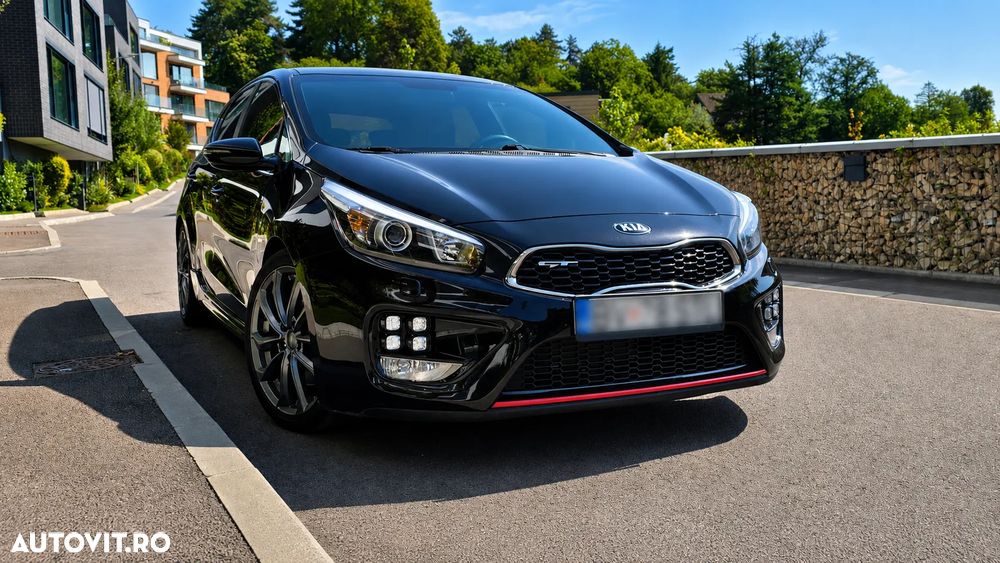 Kia Ceed - 5