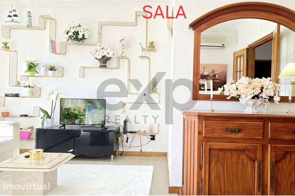 Apartamento T2 no centro de Vila Real Stº Antonio - Grande imagem: 3/10
