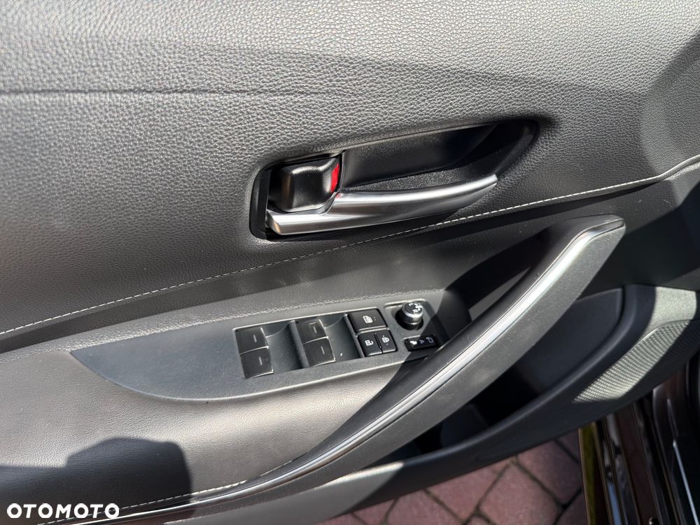 Toyota Corolla 1.8 Hybrid Executive - 19