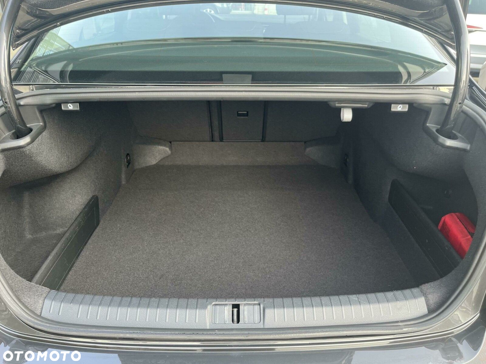 Volkswagen Passat 1.5 TSI EVO Business DSG - 34