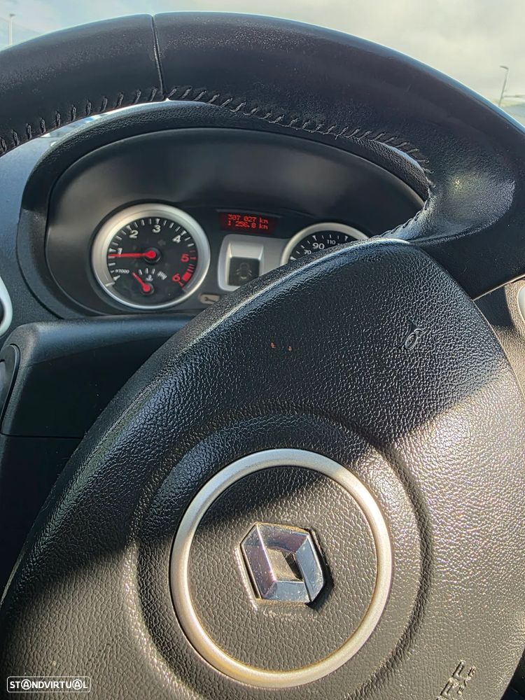 Renault Clio 1.5 dCi Confort - 12