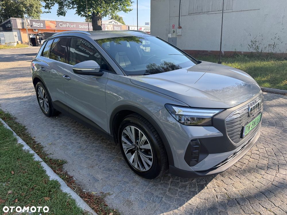 Audi Q4 e-tron 45 77kWh Quattro S Line - 2