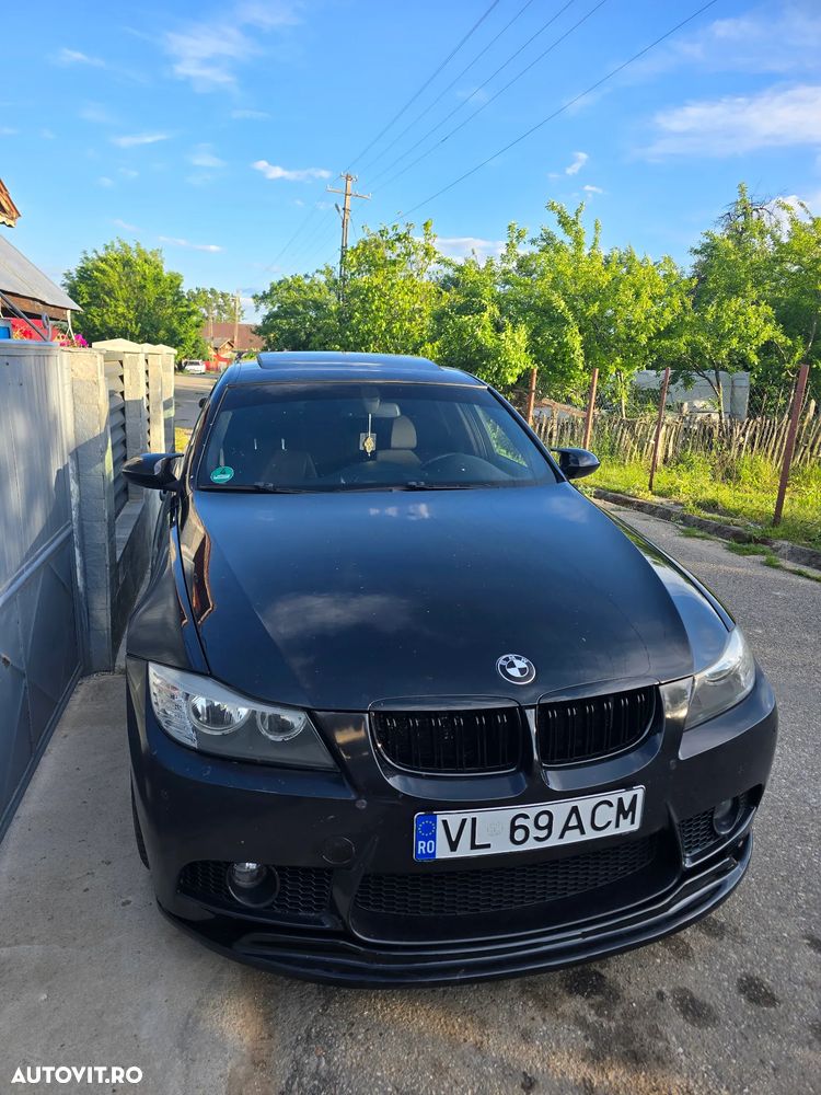 BMW Seria 3 320i - 1