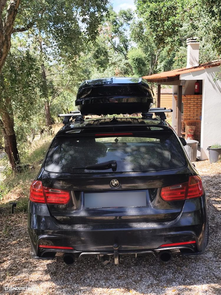 BMW 320 d Pack M - 16