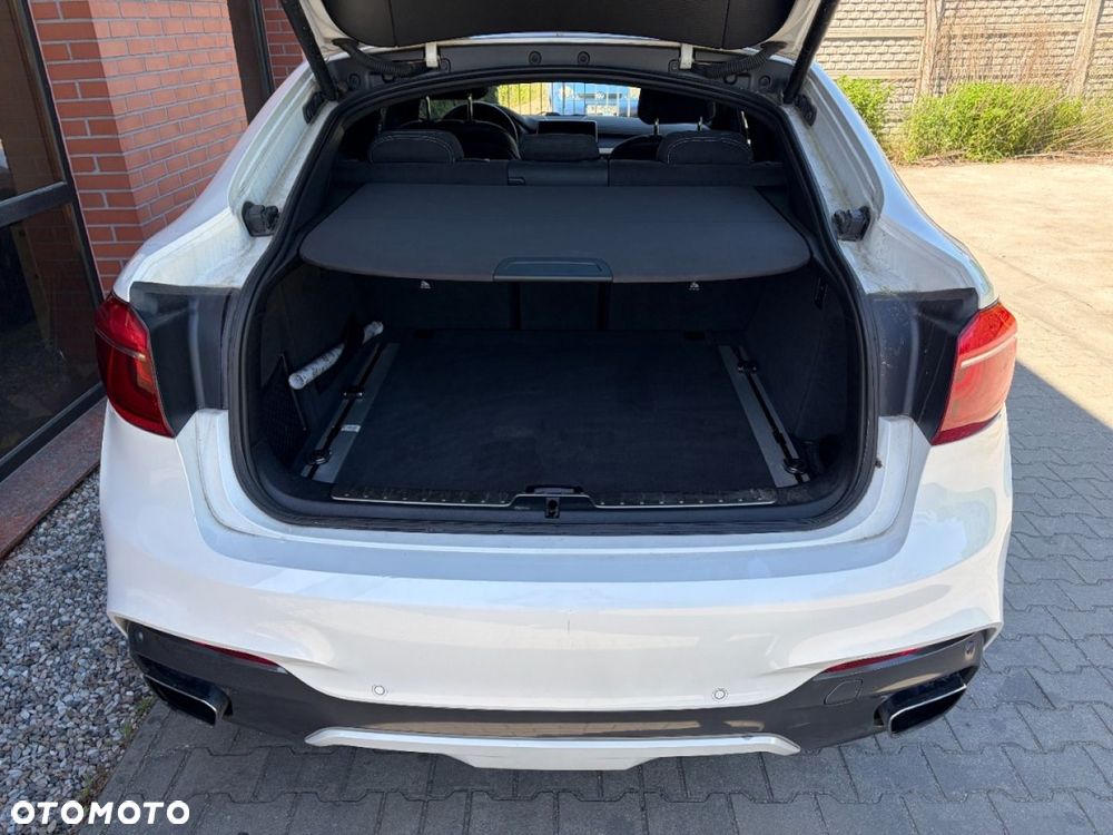 BMW X6 xDrive50i M Sport - 35