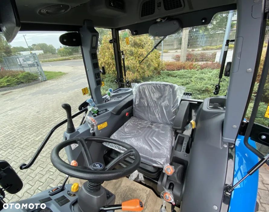 LS Traktor MT3.50 Boomer New Holland Biegi pełzające , klimatyzacja , joystick , 4 pary hydrauliczne - 18
