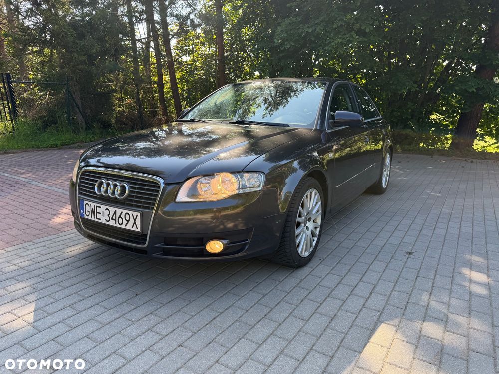 Audi A4 Limousine - 2