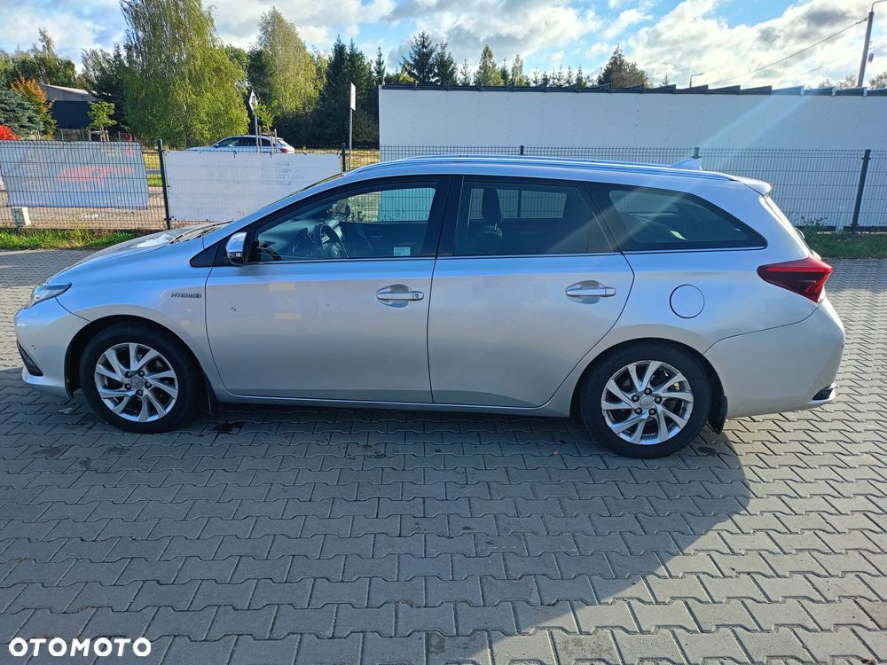 Toyota Auris - 4