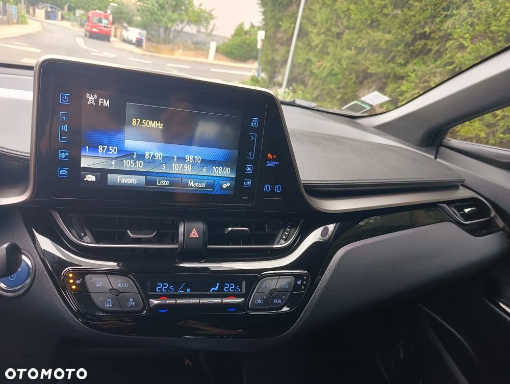 Toyota C-HR Business-Edition - 15
