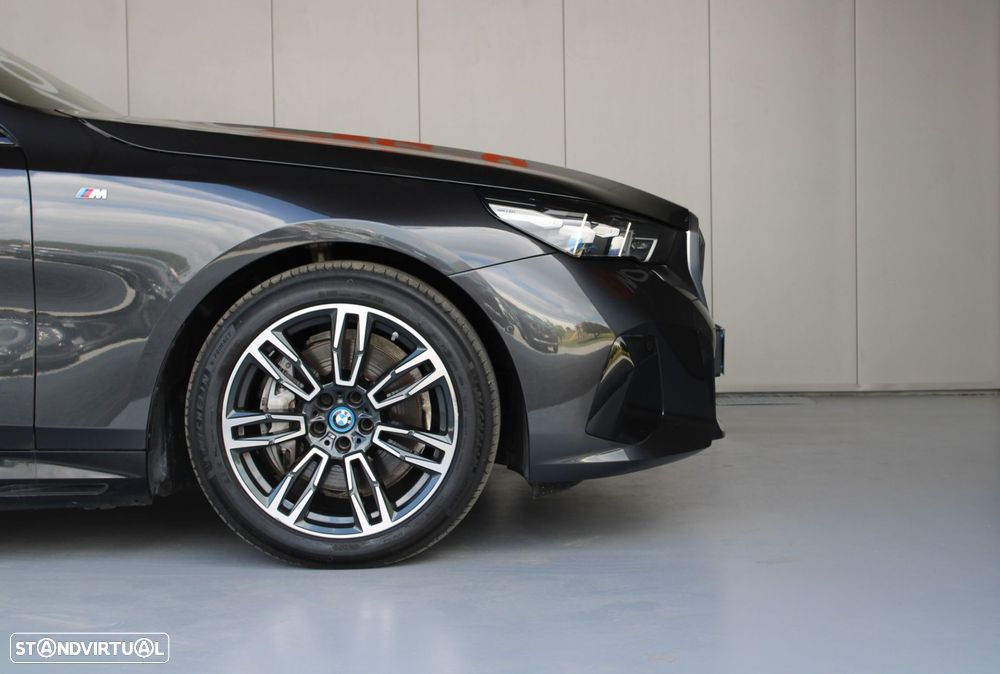 BMW i5 eDrive40 Pack Desportivo M - 35