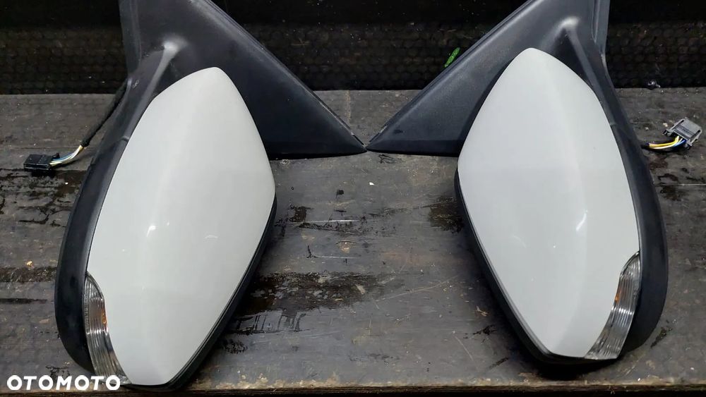 LUSTERKO PRAWE 6 PIN SKODA FABIA III LF9E - 3