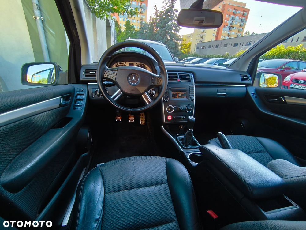 Mercedes-Benz Klasa B 160 BlueEFFICIENCY - 28