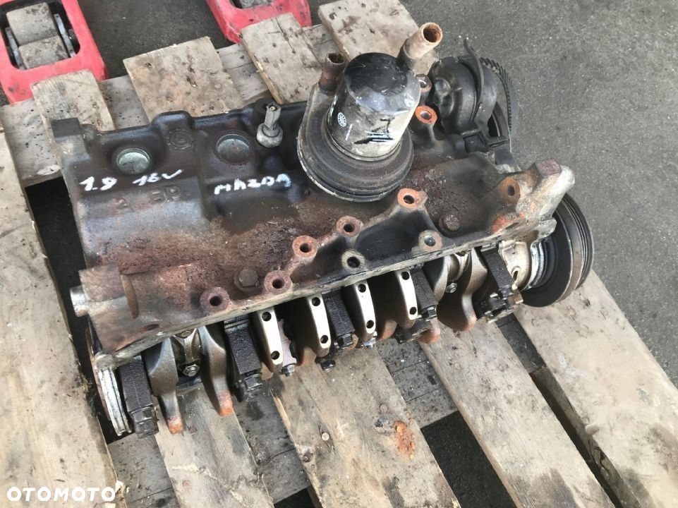 Blok silnika Mazda 323 BG GT 89-94r. 1.8 16v benzyna - 1