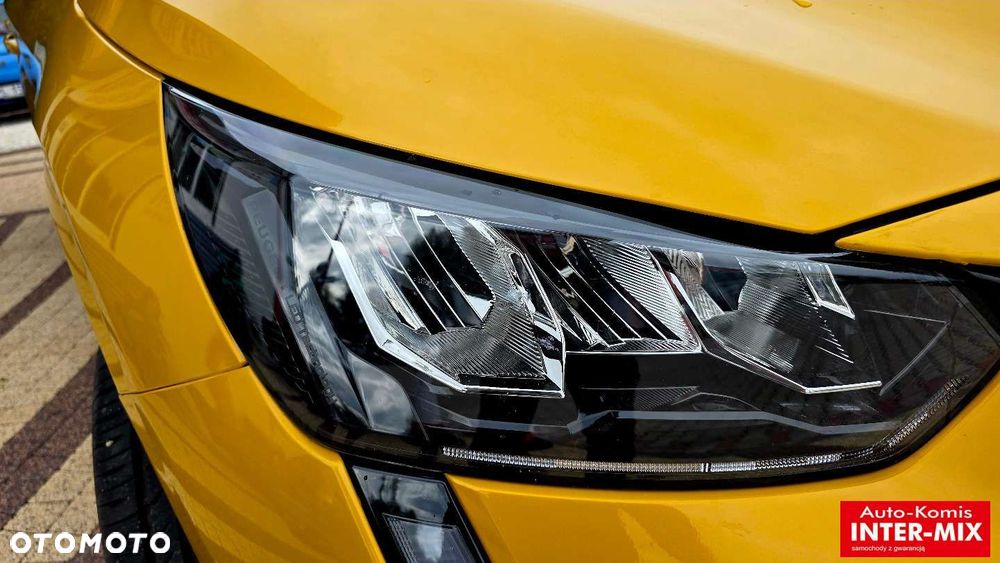 Peugeot 208 - 21
