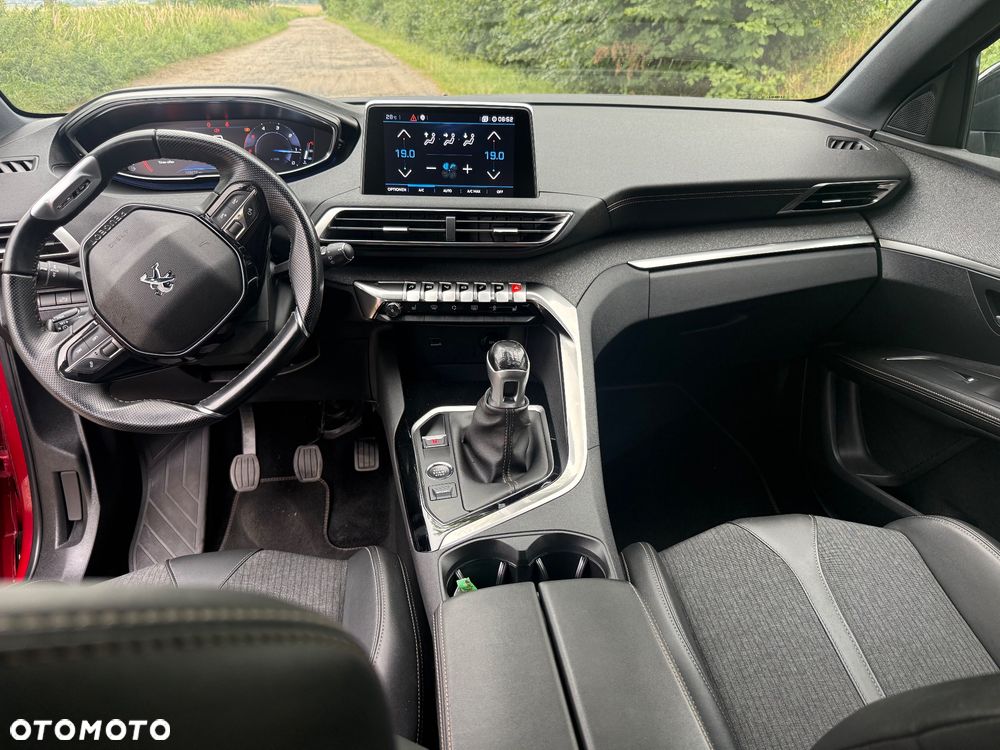 Peugeot 3008 1.5 BlueHDi GT S&S - 22