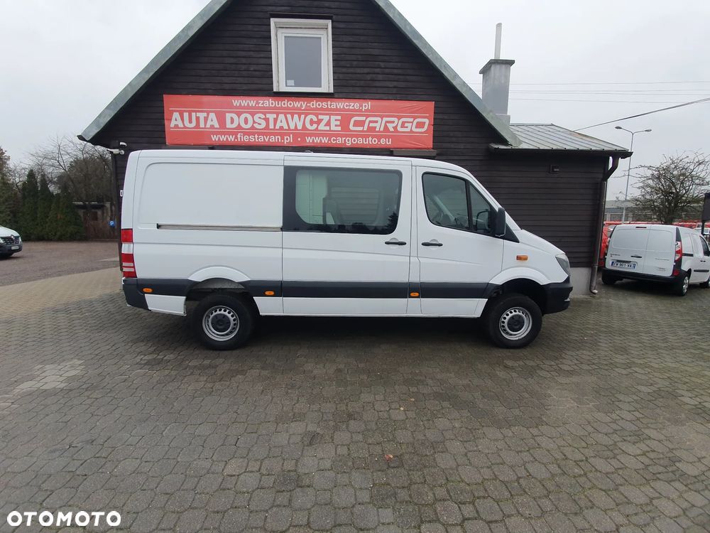 Mercedes-Benz Sprinter - 10