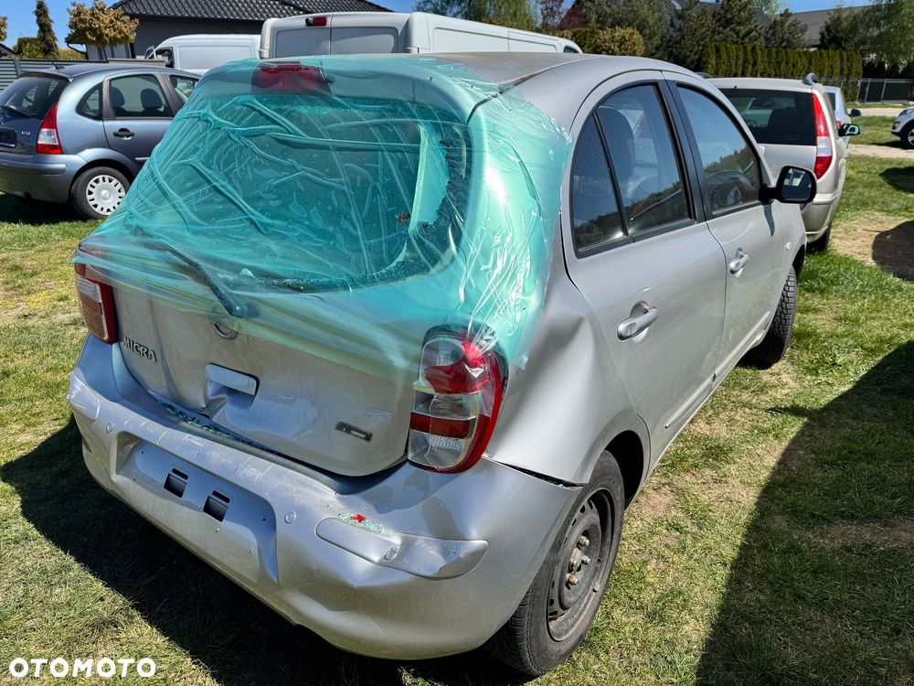 Nissan Micra - 12