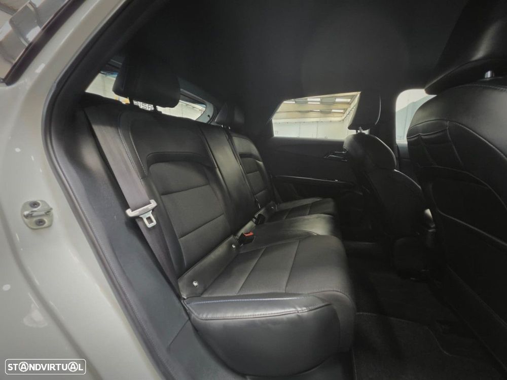 MG MG4 64 kWh Luxury - 17
