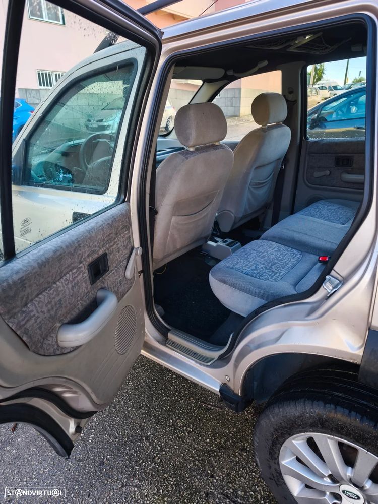 Land Rover Freelander 2.0 di - 10