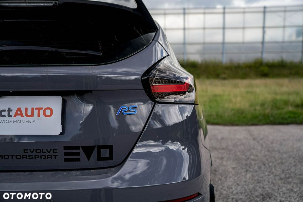 Ford Focus - 12