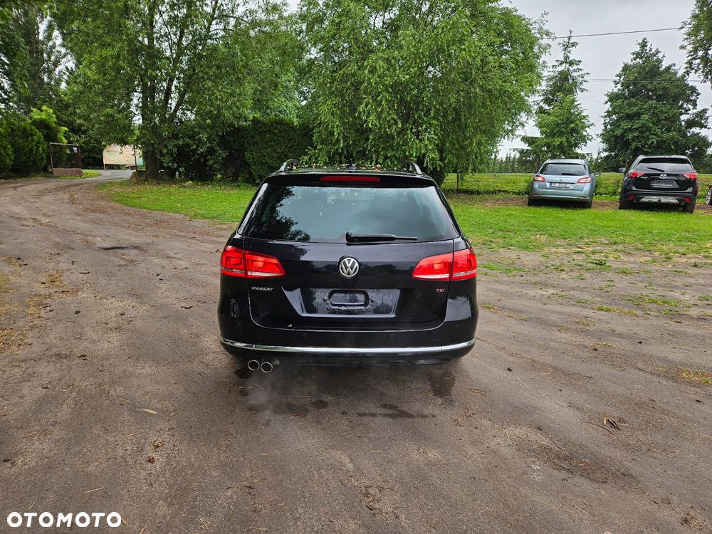 Volkswagen Passat - 15