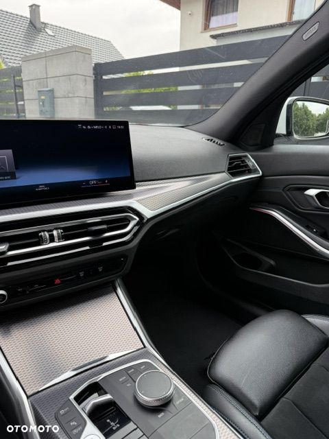 BMW Seria 3 318i M Sport - 5