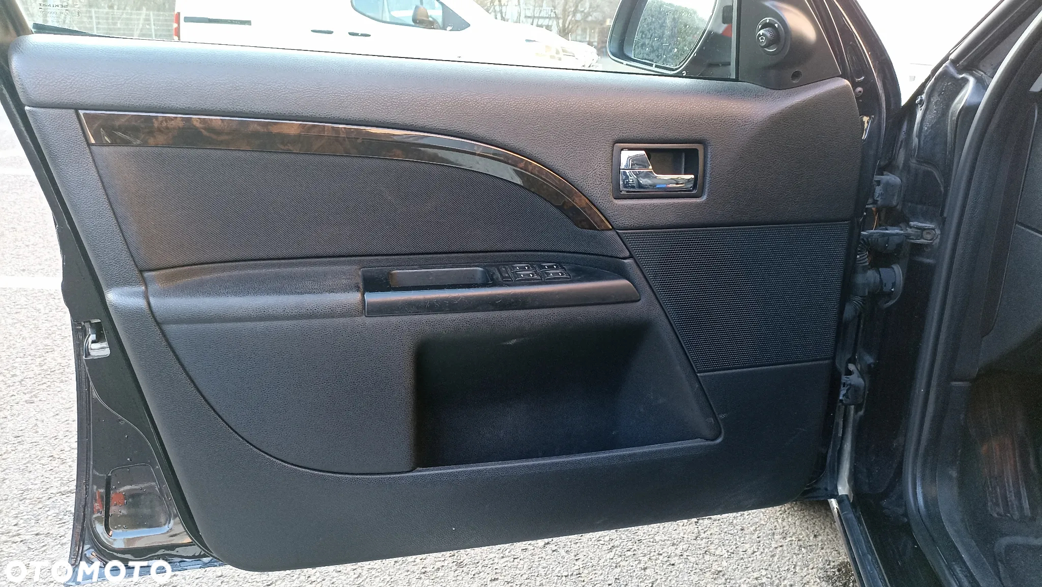 Ford Mondeo 2.0 TDCi Ghia - 12