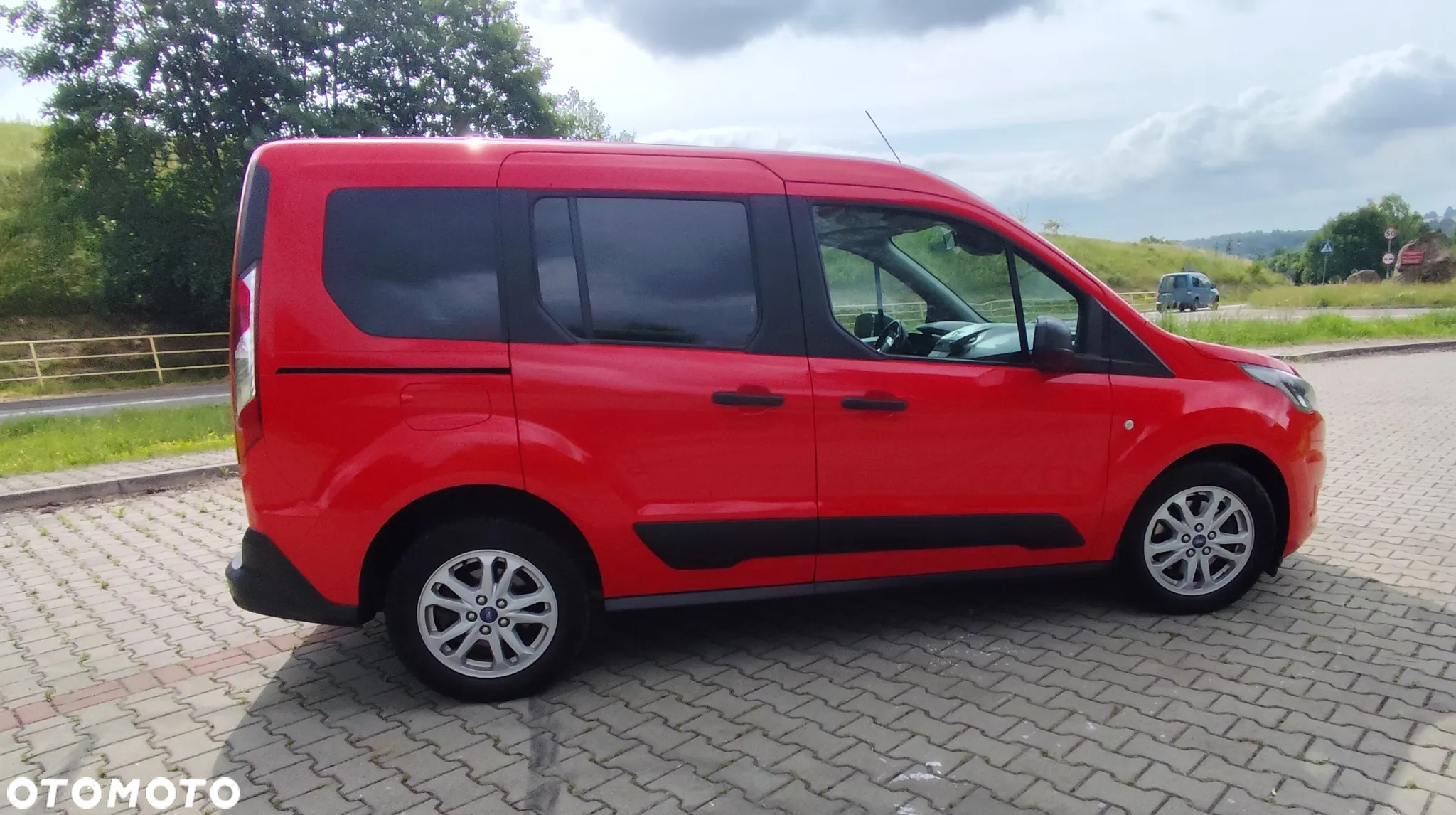 Ford Tourneo Connect 1.5 EcoBlue Active - 4