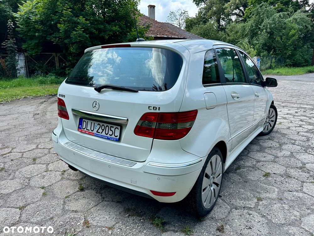 Mercedes-Benz Klasa B 180 CDI EU5 - 3
