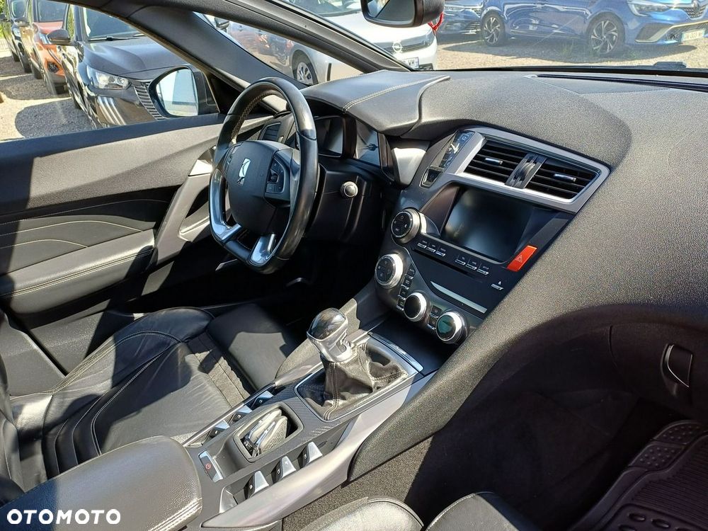 DS Automobiles DS 5 - 12