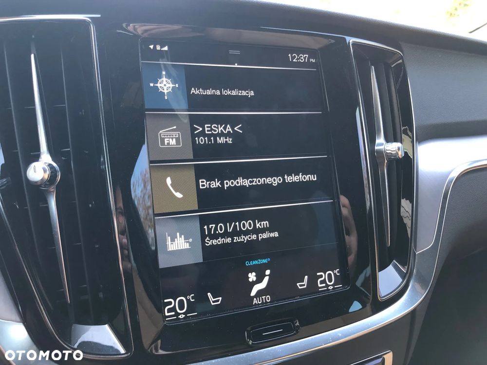 Volvo V60 T6 AWD Momentum Pro - 31