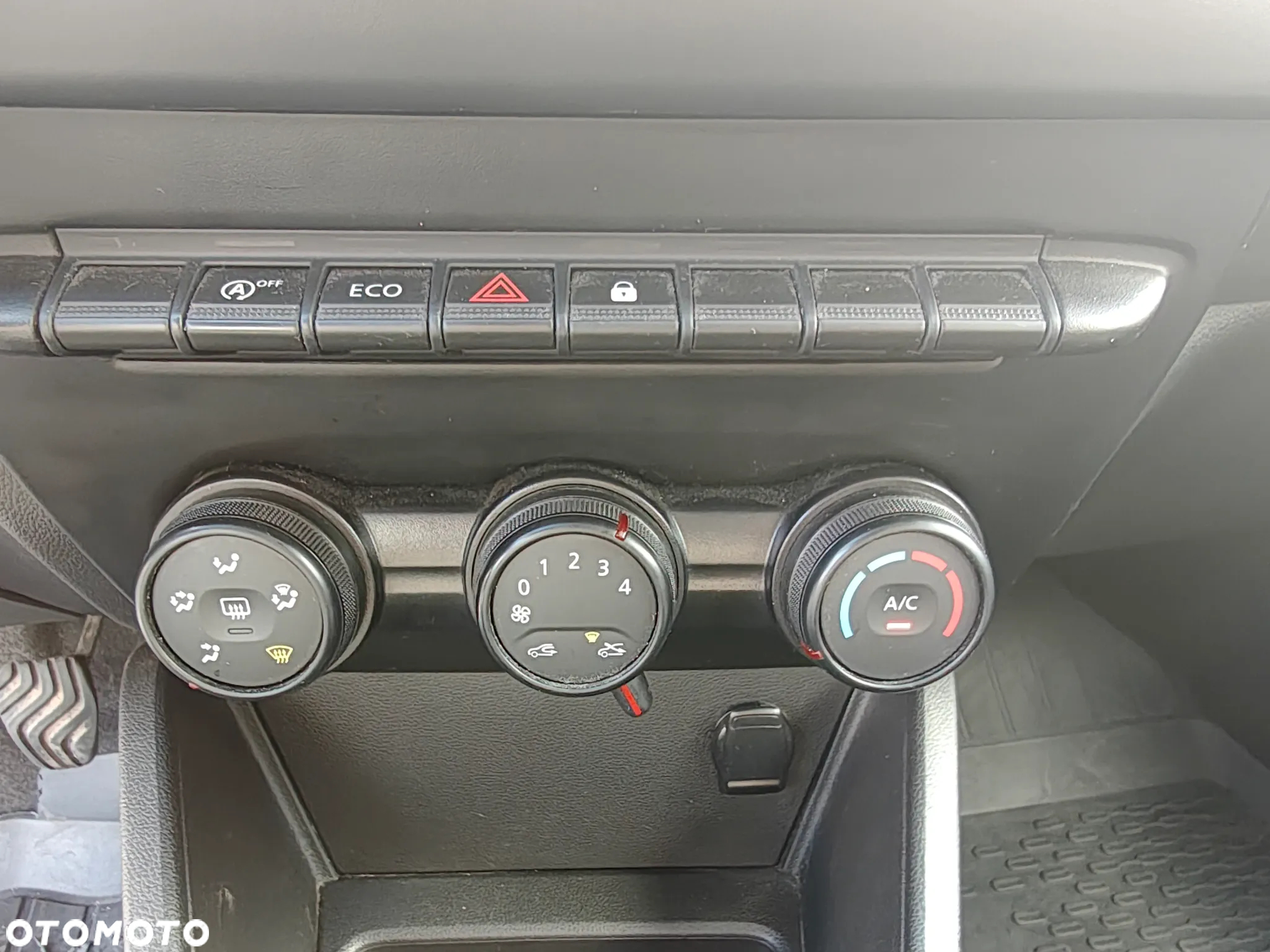 Dacia Duster 1.0 TCe Comfort - 12