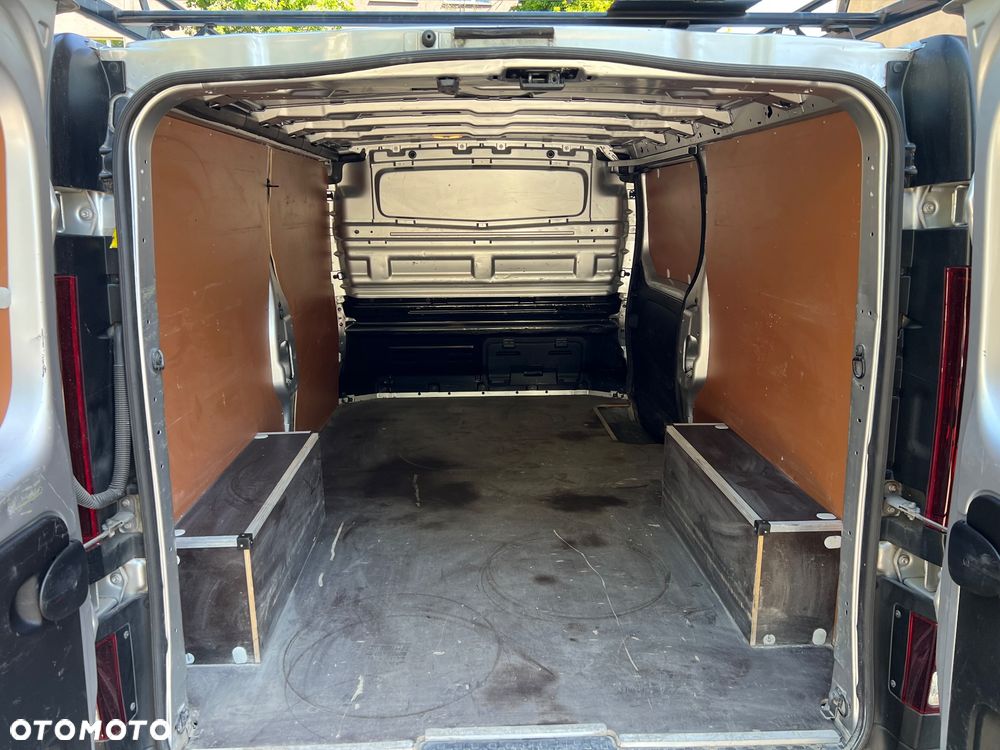 Renault Trafic L2H1 Long - 21