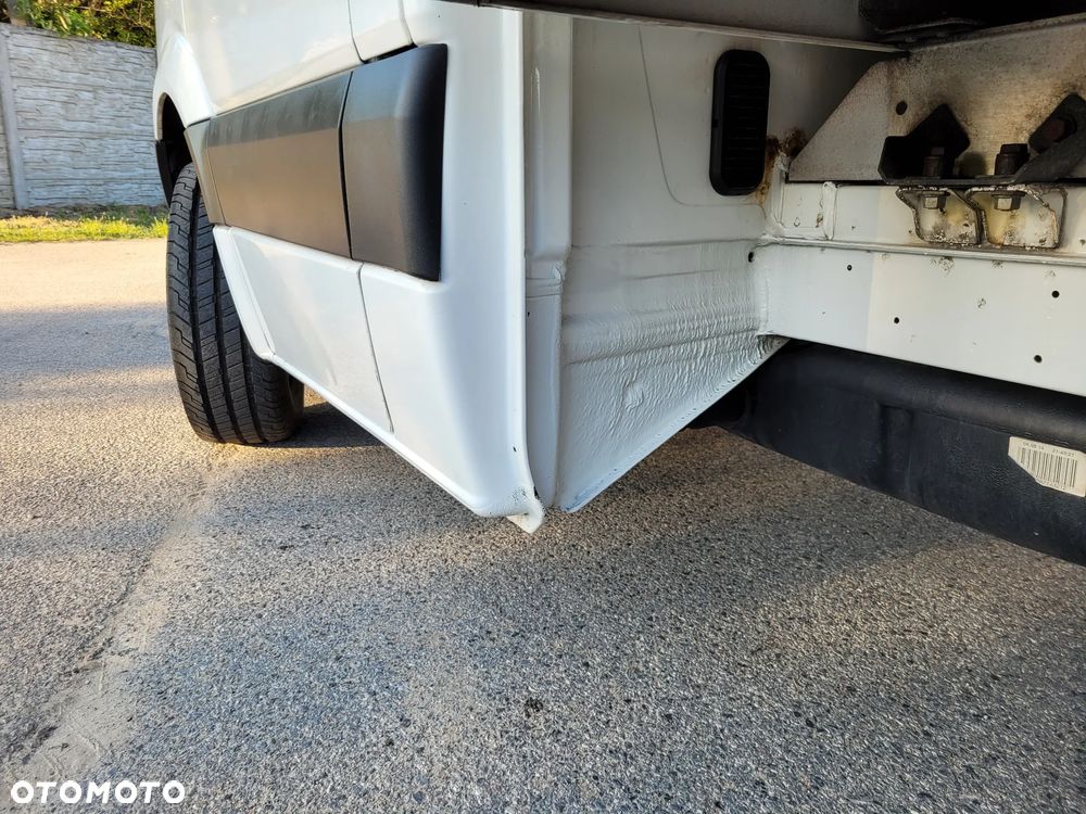 Volkswagen Crafter - 12
