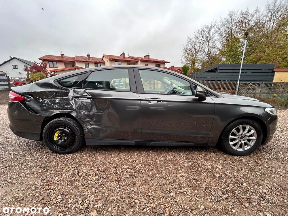 Ford Mondeo - 9