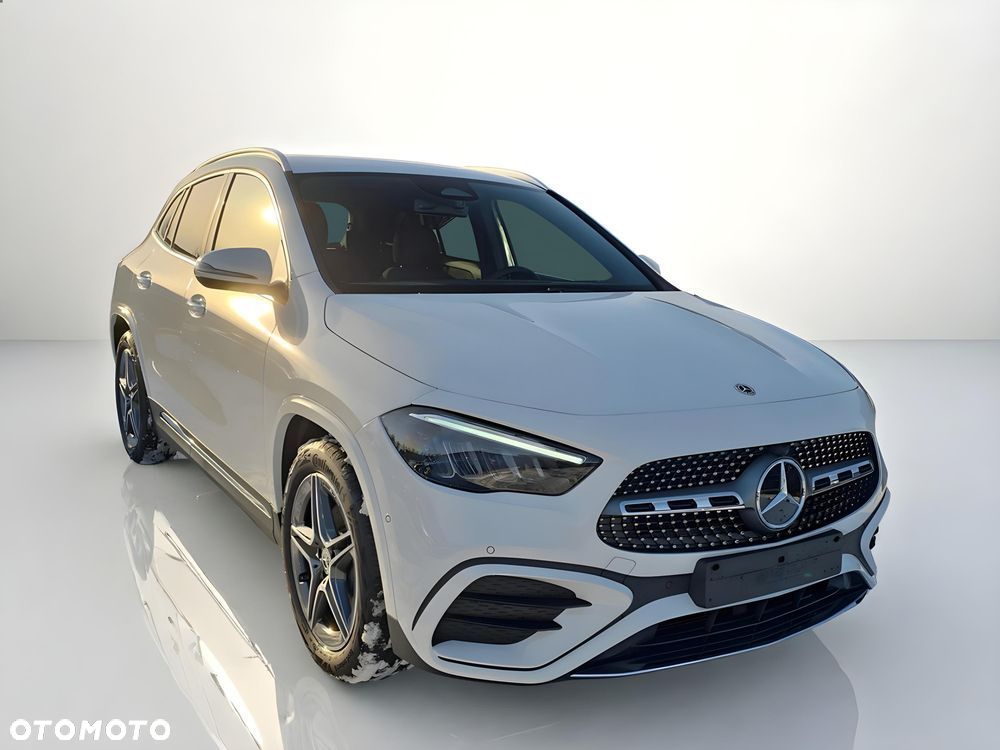 Mercedes-Benz GLA 200 mHEV AMG Line 7G-DCT - 3