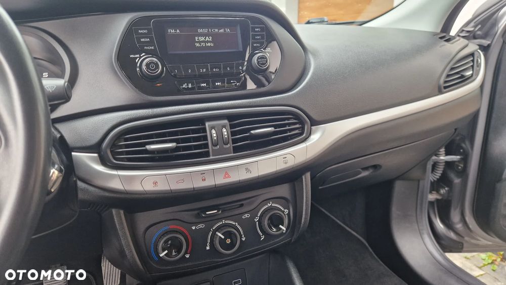 Fiat Tipo 1.4 16v Pop - 16