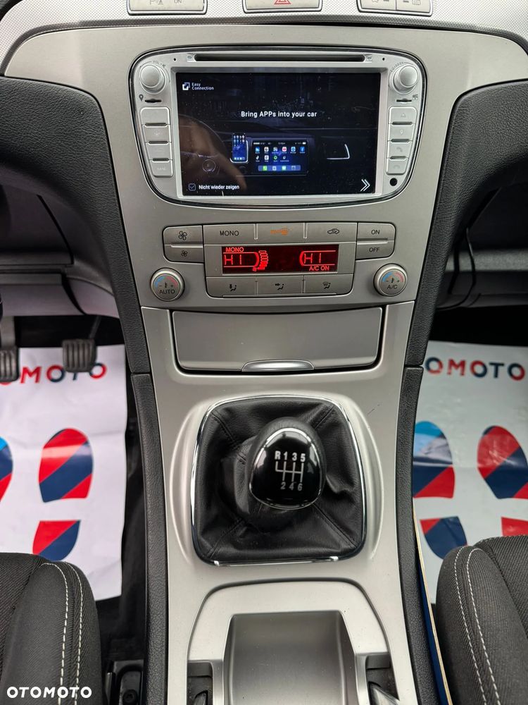 Ford S-Max 2.0 TDCi DPF Ambiente - 24