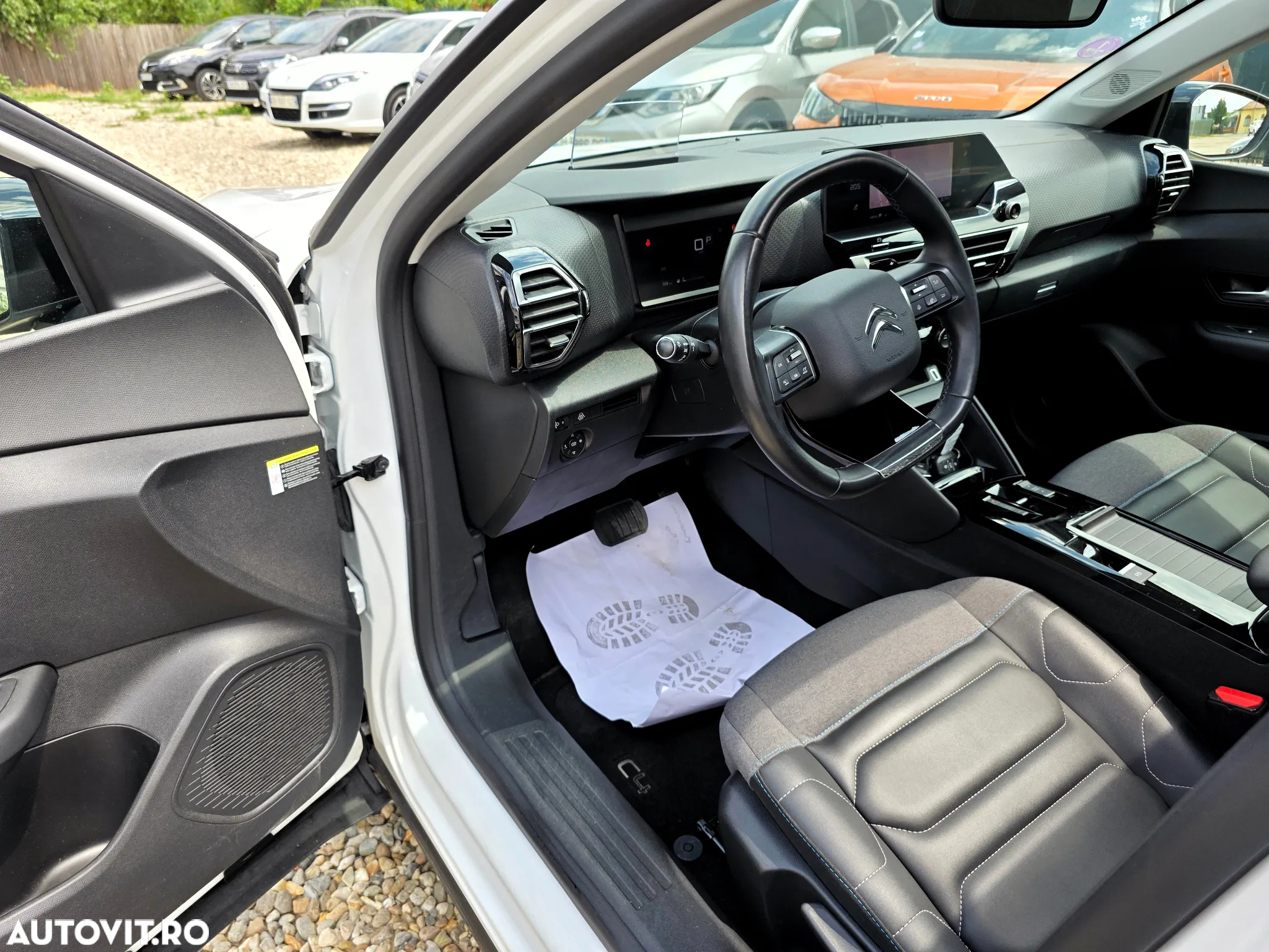 Citroën C4 1.2 PureTech 130 S&S EAT8 PLUS - 21
