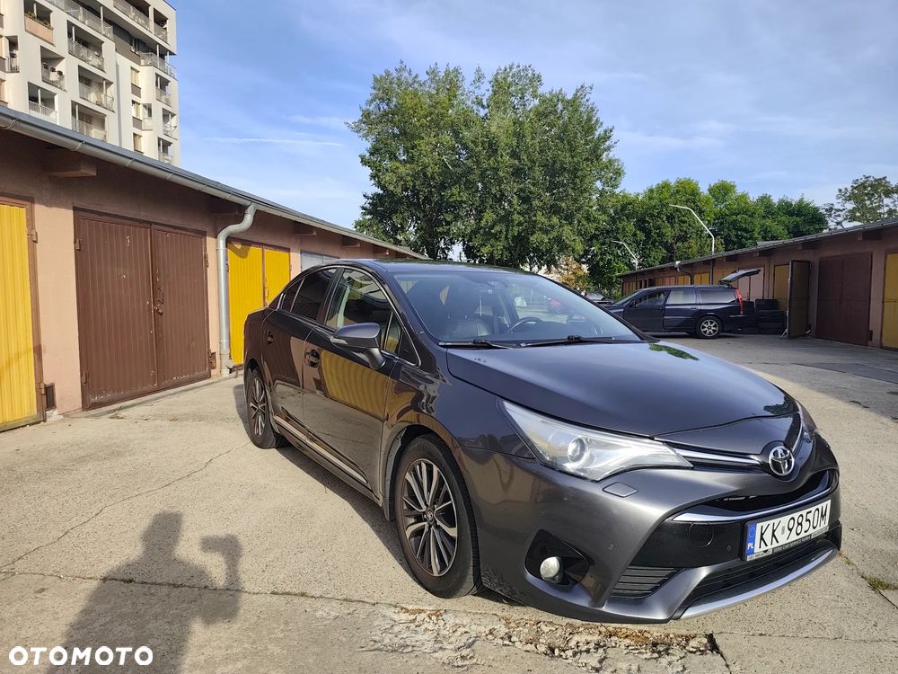 Toyota Avensis 2.0 Prestige MS - 3