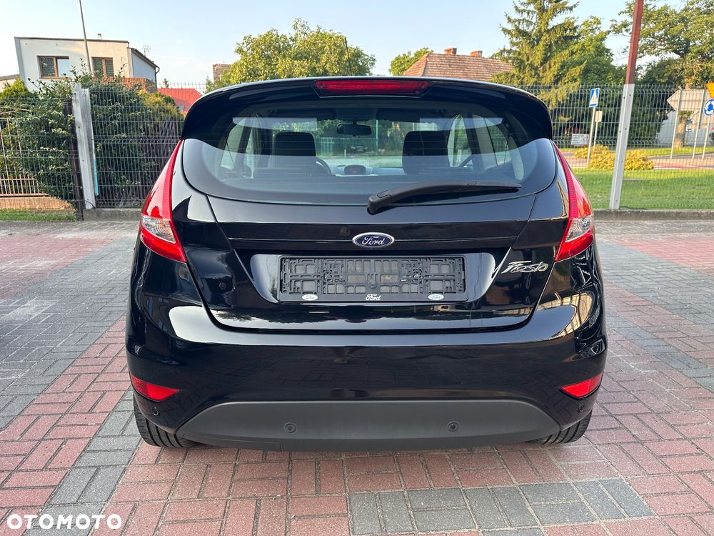 Ford Fiesta 1.4 Autom Titanium - 6