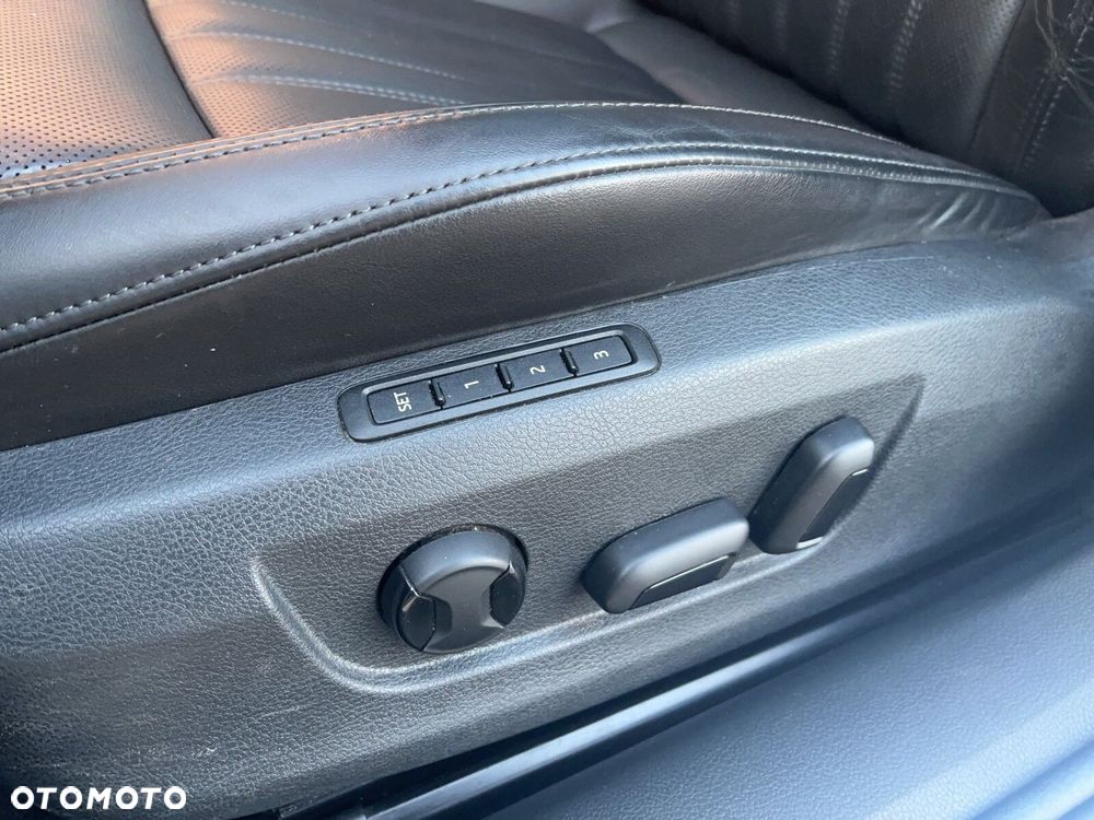 Skoda Superb 2.0 TDI L&K - 13