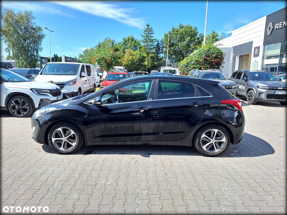 Hyundai i30 1.6 GDI BlueDrive Premium DCT - 8