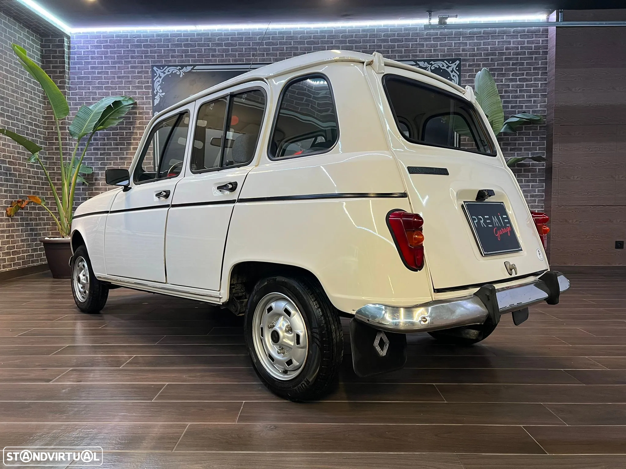 Renault 4 1.1 GTL - 8