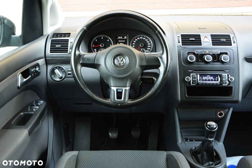 Volkswagen Touran 2.0 TDI DPF BlueMotion Technology Highline - 35