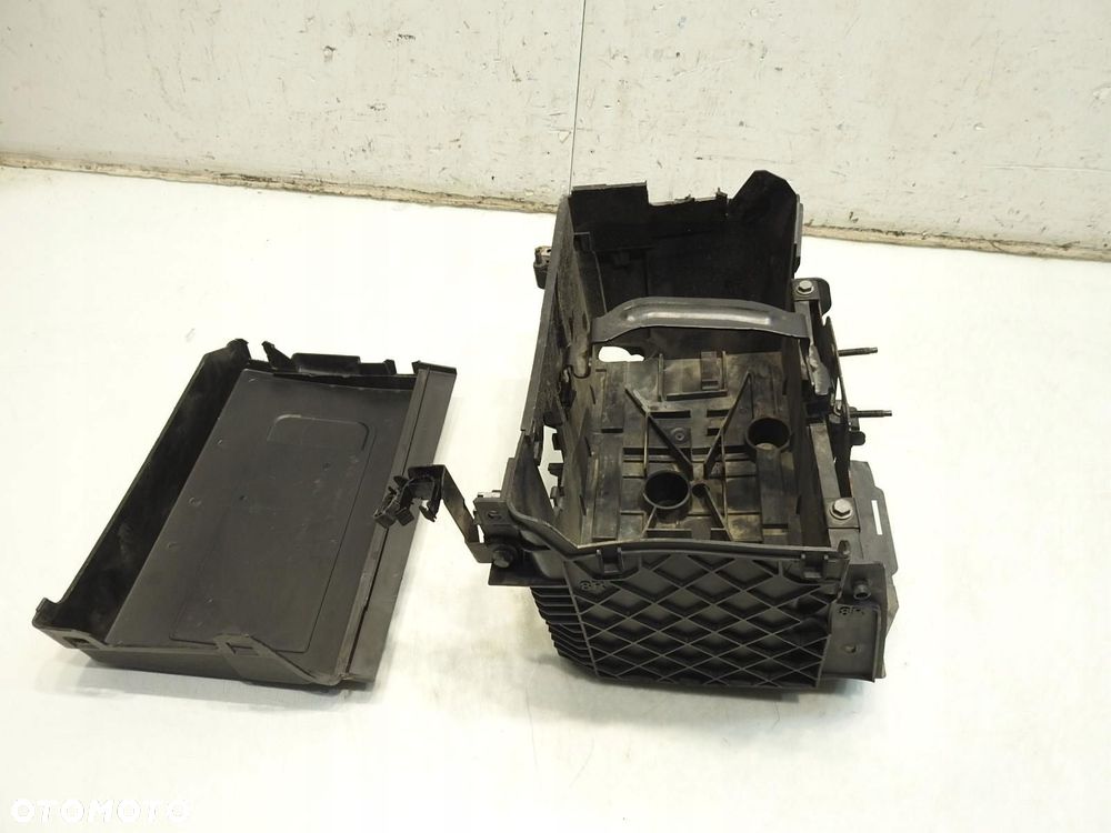 OBUDOWA PODSTAWA AKUMULATORA RENAULT SCENIC III 2.0 DCI 244460003R - 5
