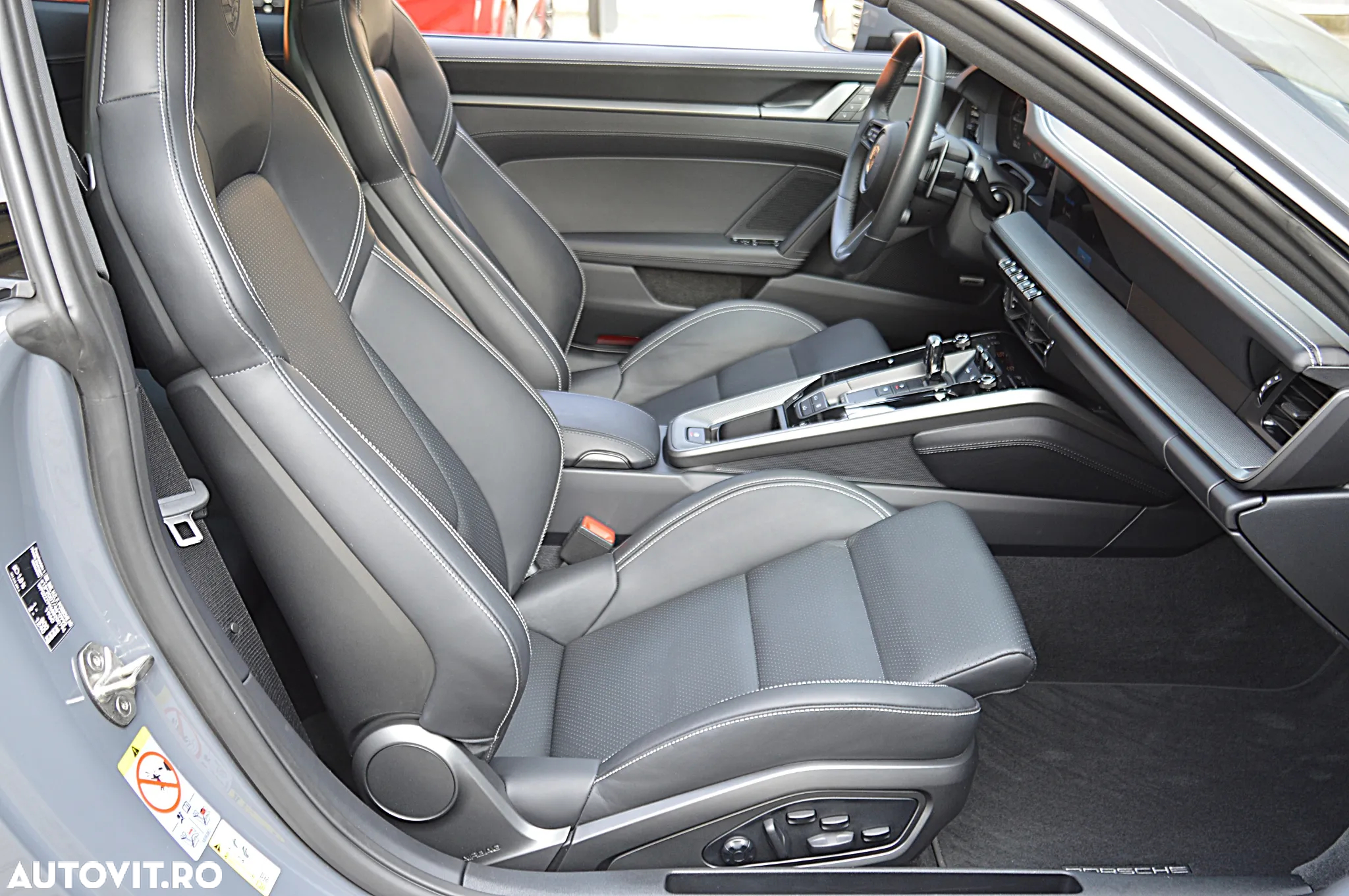 Porsche 911 Carrera PDK - 9