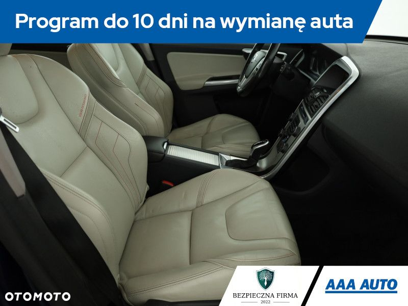 Volvo XC 60 - 8
