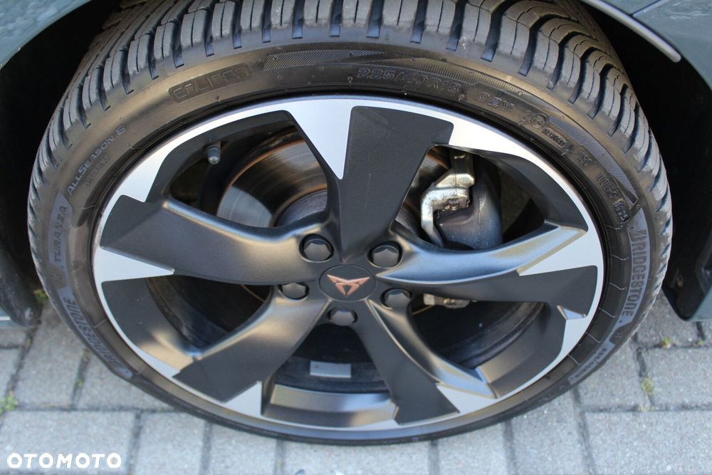 Cupra Leon Sportstourer 1.5 eTSI DSG - 24