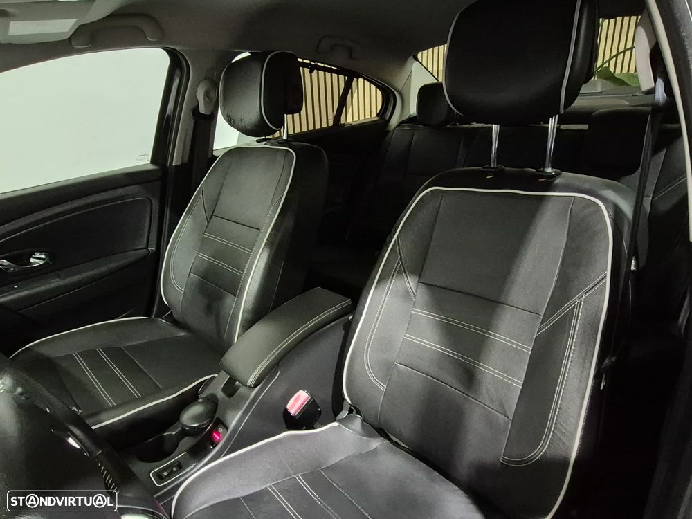 Renault Fluence 1.5 dCi Exclusive - 30